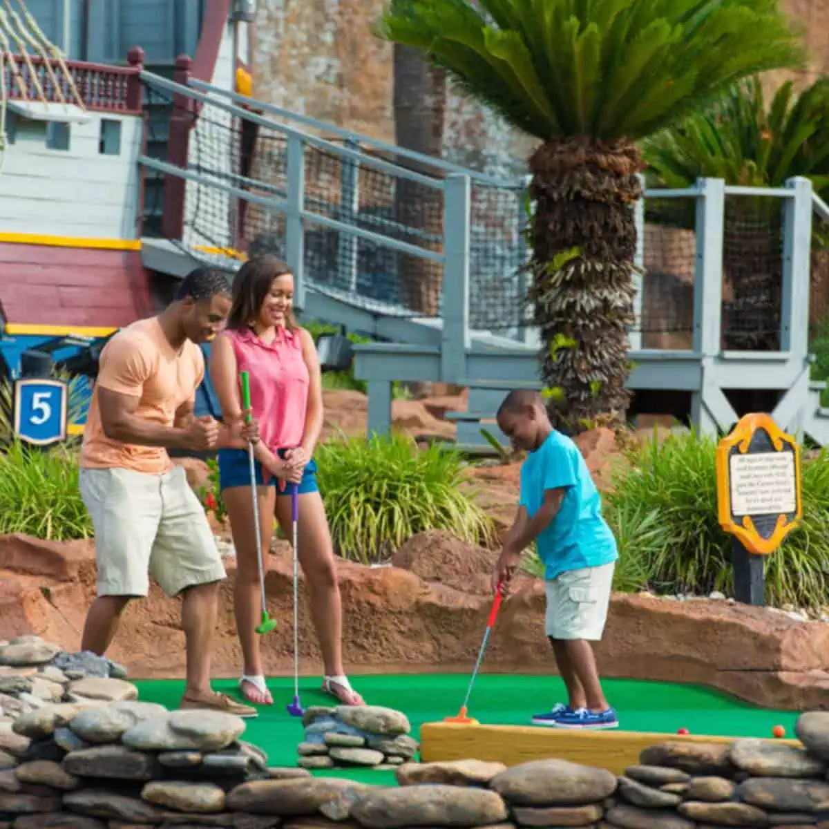 Mutinay Bay Mini Golf 2